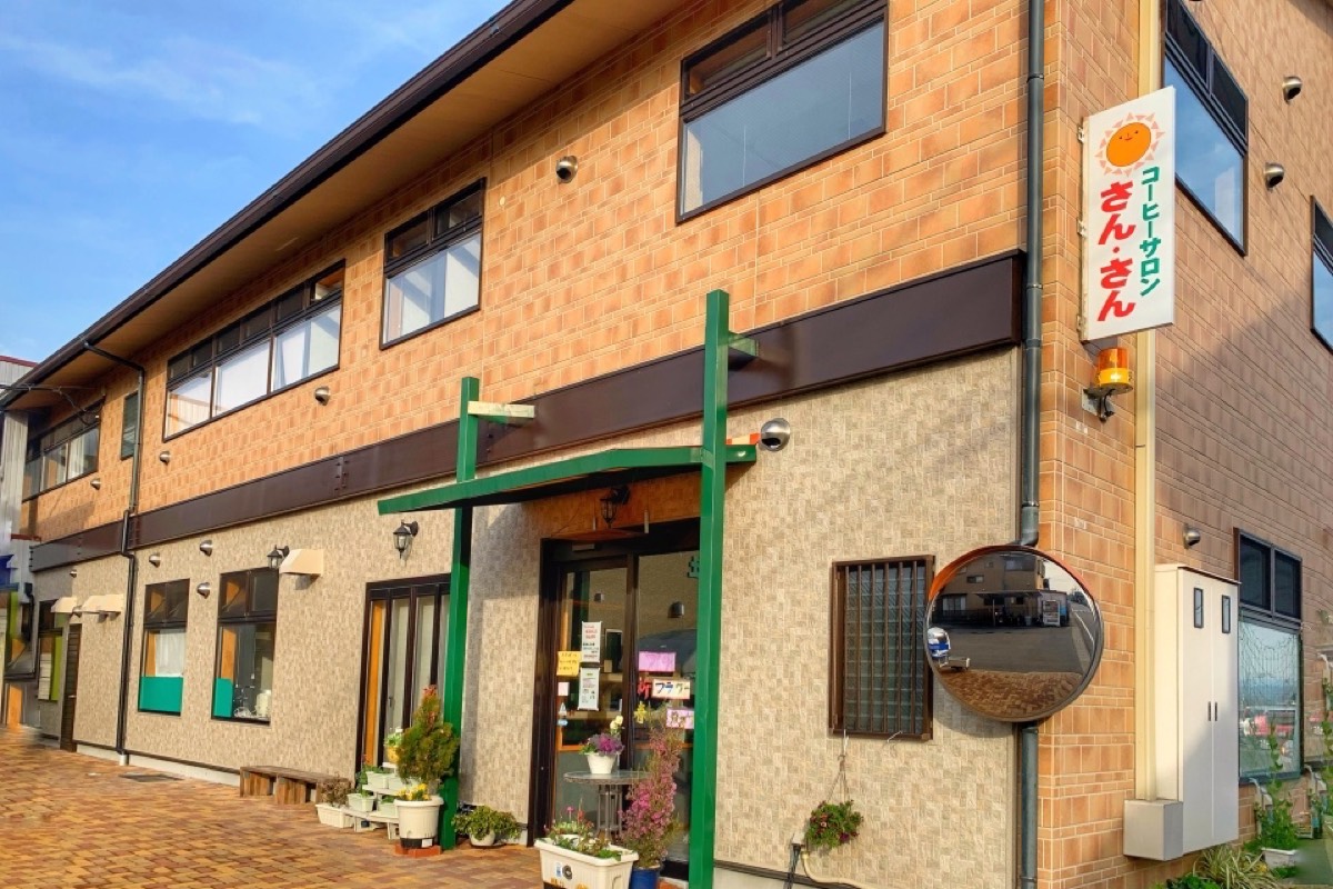 コーヒーサロンさん・さん 喫茶シェ・サン の店内